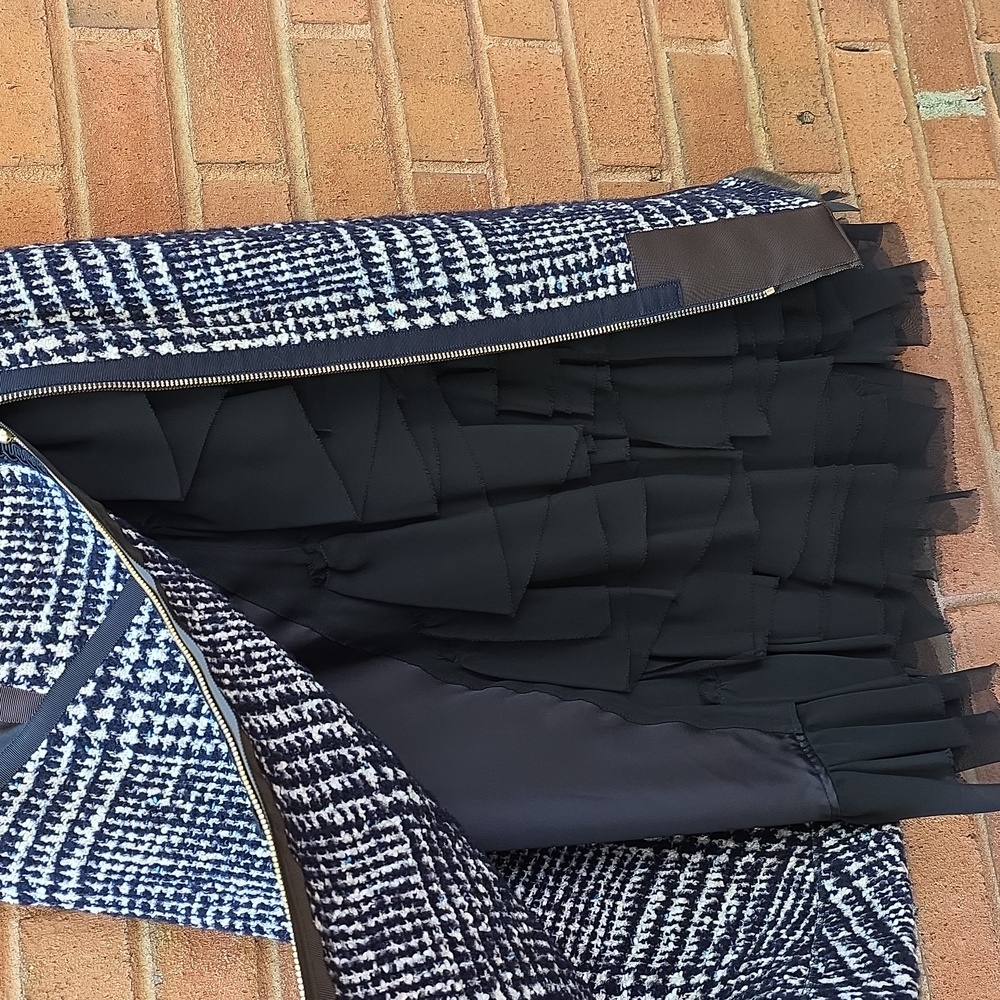 Kolor - Mixed Media Black, Brown, Tan, Blue Lined Skirt. Size 1 - Picture 13 of 14